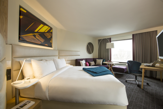 Crowne Plaza’s next generation guestroom features a cocooned bed, a flexible “nook” and a streamlined workspace.