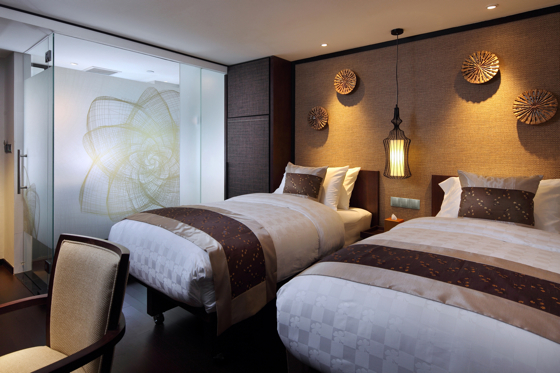 Hotel Clover’s newest property, Hotel Clover 33 Jalan Sultan in Singapore, has nature-inspired features to harmonize with its heritage neighborhood location.
