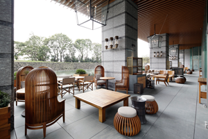 The moat-side Grand Kitchen terrace at Palace Hotel Tokyo. CLICK HERE TO VIEW FULL GALLERY
