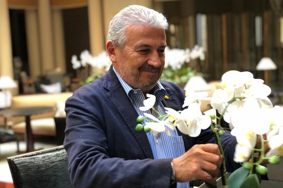 Claudio Ceccherelli considers flowers for his new-look lobby-lounge-bar.