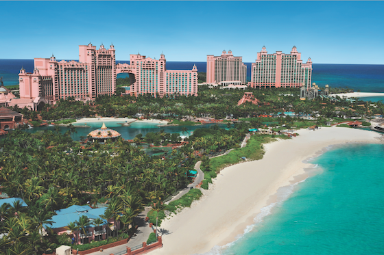 Atlantis Paradise Island uses Twitter as the main channel to promote special events and performances taking place at the resort.