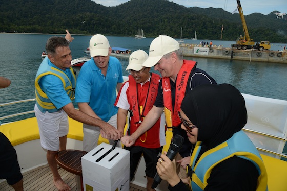 Launching the Artificial Reef Module System: (Left to right) Dr. Gerry Goeden, head of marine environment at The Andaman; Christian Metzner, general manager at The Andaman; YB Dato’ Haji Mohd Rawi, Kedah State Exco for Tourism member; and Bradley Mulroney, president and CEO of Lafarge Malaysia Berhad.