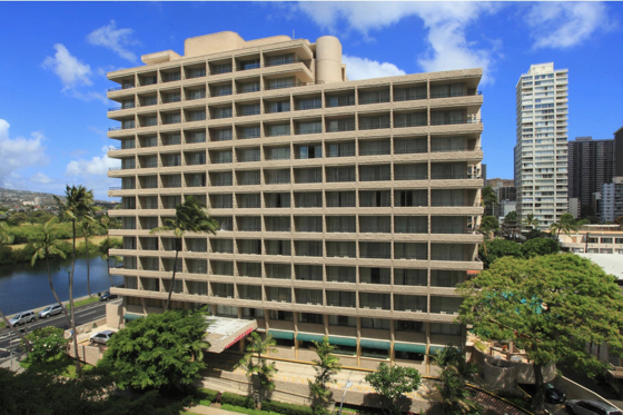 Waikiki Sand Villa Hotel in Honolulu