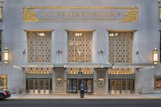 Hilton has closed its sale of the Waldorf Astoria New York to Anbang Insurance Group Co. for US$1.95 billion.