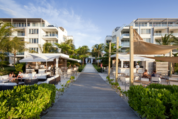 At Stelle, the new gourmet Mediterranean restaurant at Gansevoort Turks + Caicos, guests can dine outdoors.