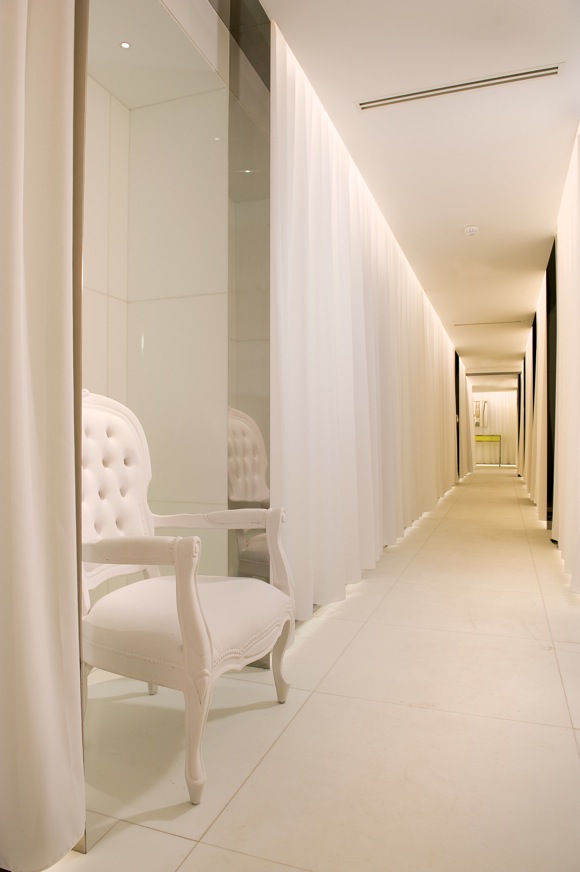 The spa features seven treatment booths, including one VIP double cabin.