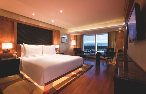 All guestrooms rooms feature a flat-screen LCD TV with integrated media systems.