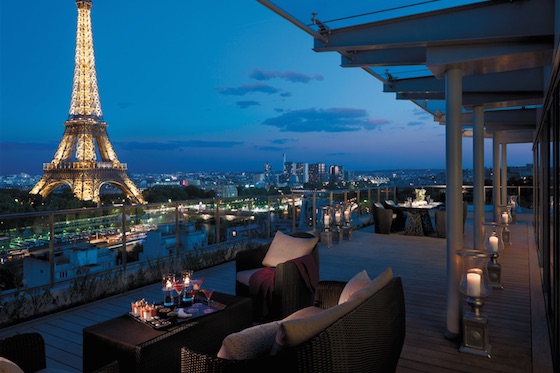 “Suit(e)-up Lounge” is located on the top floor of the Shangri-La Paris